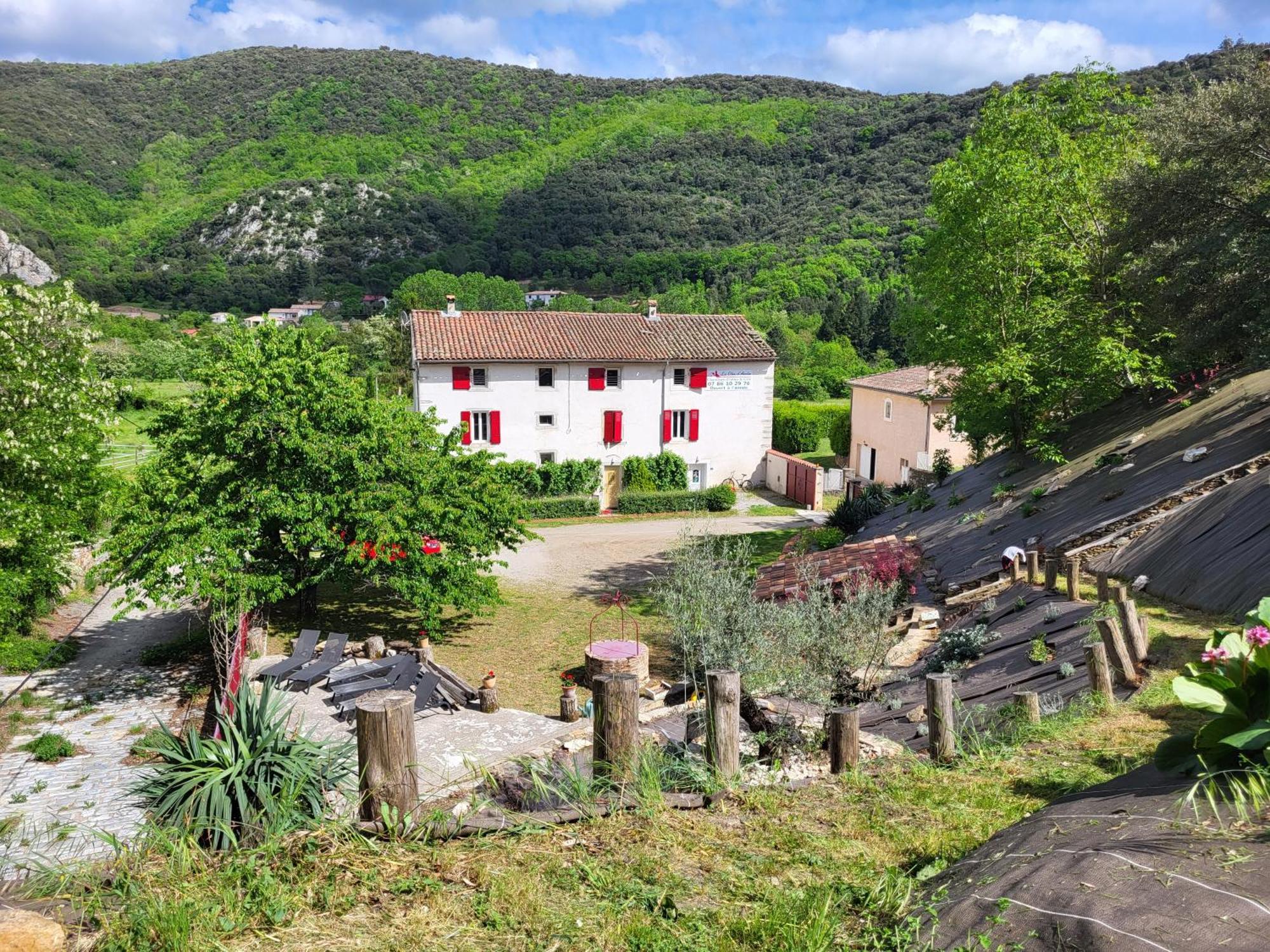 Chambre D'Hote Le Clos D'Audio A Riols ภายนอก รูปภาพ